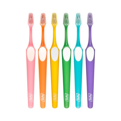 TePe Supreme Soft Compact зубная щетка мягкая с маленькой головкой 1 шт
