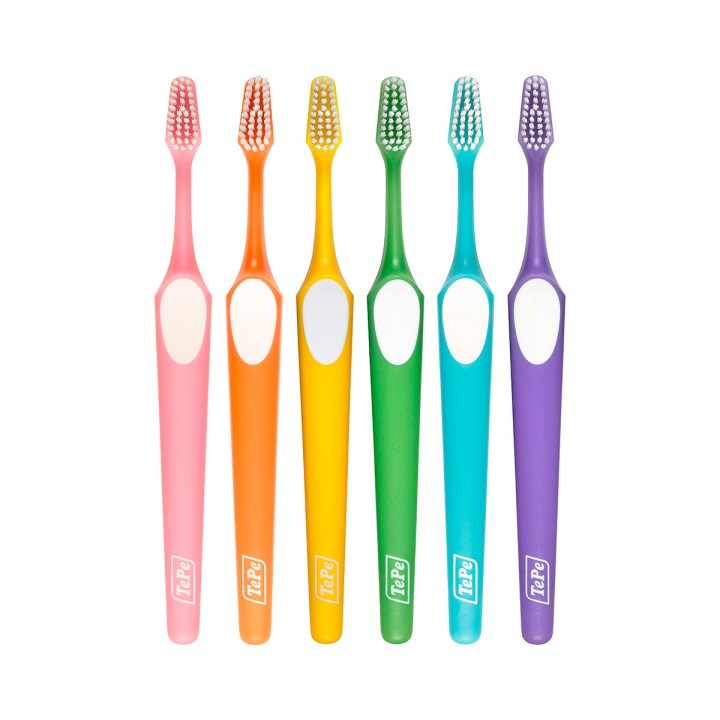 TePe Supreme Soft Compact зубная щетка мягкая с маленькой головкой 1 шт