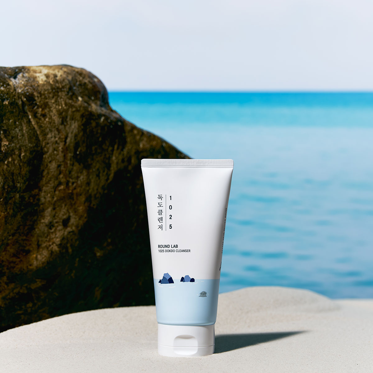 Round Lab 1025 Dokdo Cleanser увлажняющая очищающая пенка для лица 150 мл 1 шт