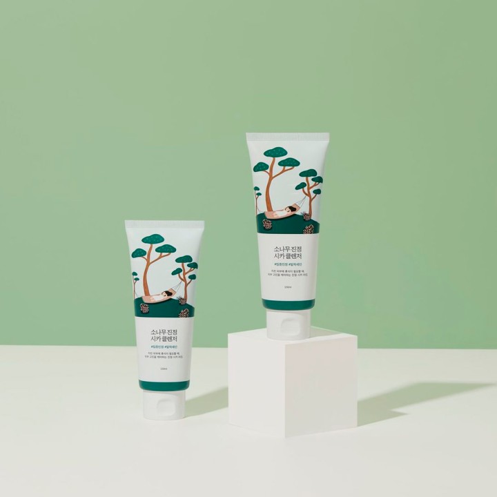 Round Lab Pine Calming Cica Cleanser успокаивающая очищающая пенка для лица 150 мл 1 шт