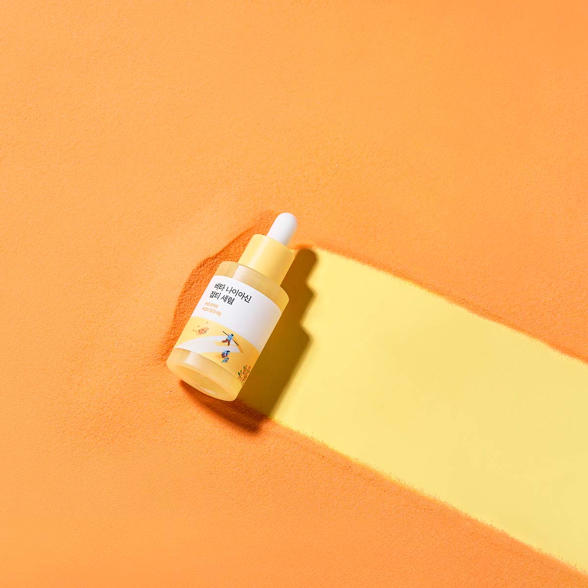 Round Lab Vita Niacinamide Dark Spot Serum сыворотка для сияния кожи с ниацинамидом 30 мл 1 шт