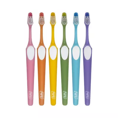 TePe Nova Medium зубная щетка средней жесткости 1 шт